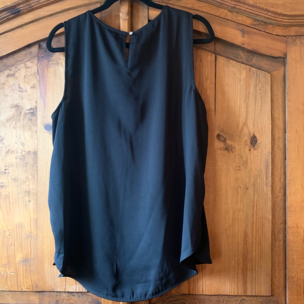 Liz Claiborne dressy black sleeveless top NWT - Picture 2 of 2
